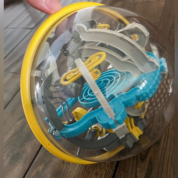 Perplexus Puzzle Ball - Picture 3 of 5